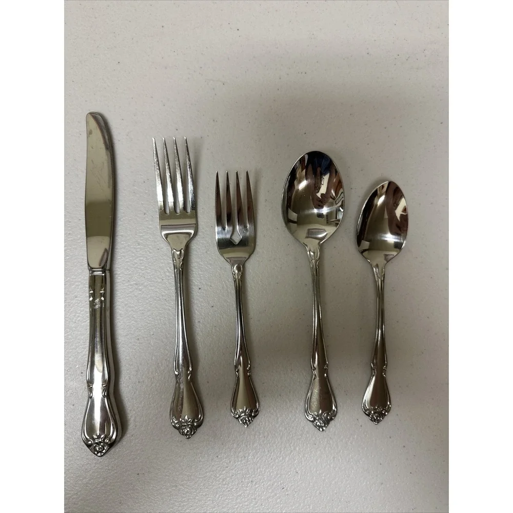 Oneida Arbor Rose - TRUE ROSE Stainless Silverware Flatware 5 Pc‎ Place Setting